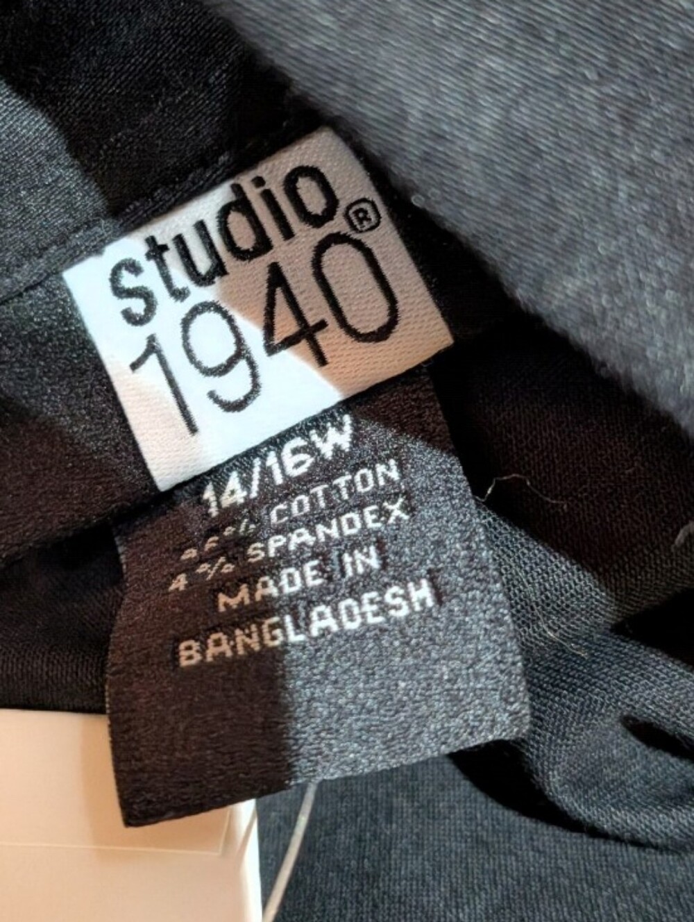 Studio 1940 NWT Black Gathered Blouse Cotton Spandex Size 14/16 - Picture 7 of 7